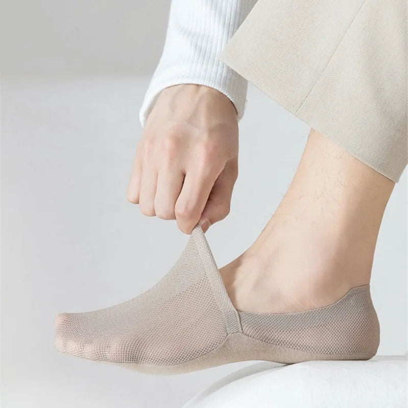 Norvella osynliga halksäkra sockor